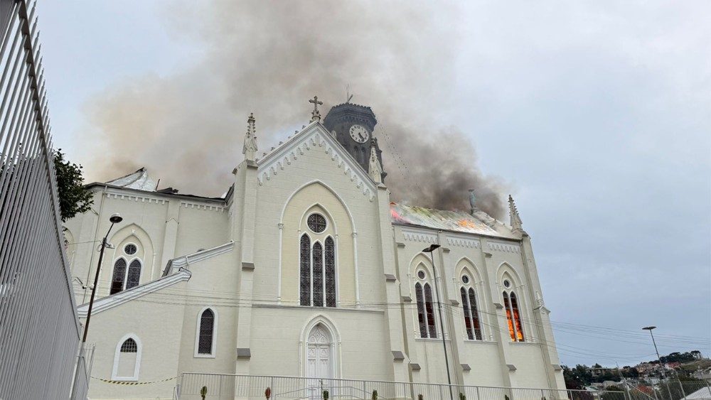 Igreja centenária na serra gaúcha é destruída por incêndio - Jornal O São Paulo