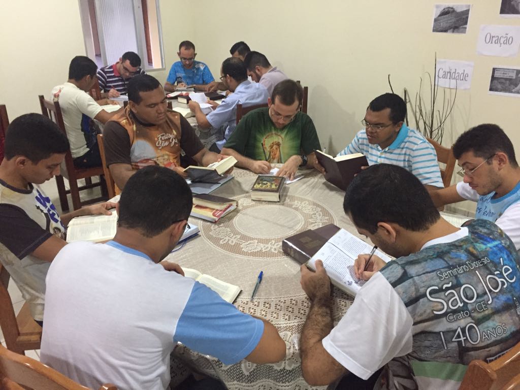 Em âmbito global, estatísticas da Igreja apresentam um panorama promissor do catolicismo - Jornal O São Paulo
