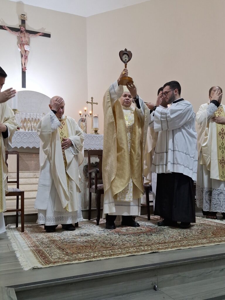 Dom Cícero preside missas em festas de padroeiros em 3 paróquias na Região Belém - Jornal O São Paulo