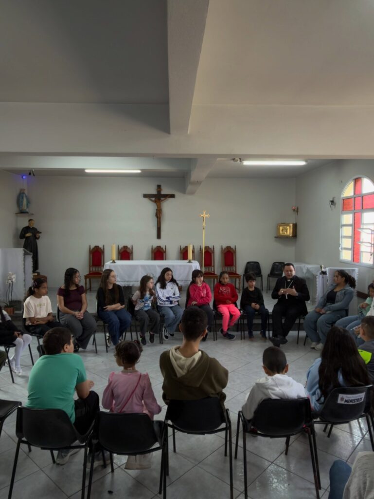 Dom Cícero Alves de França realiza visita pastoral à Paróquia São Gaspar Bertoni - Jornal O São Paulo