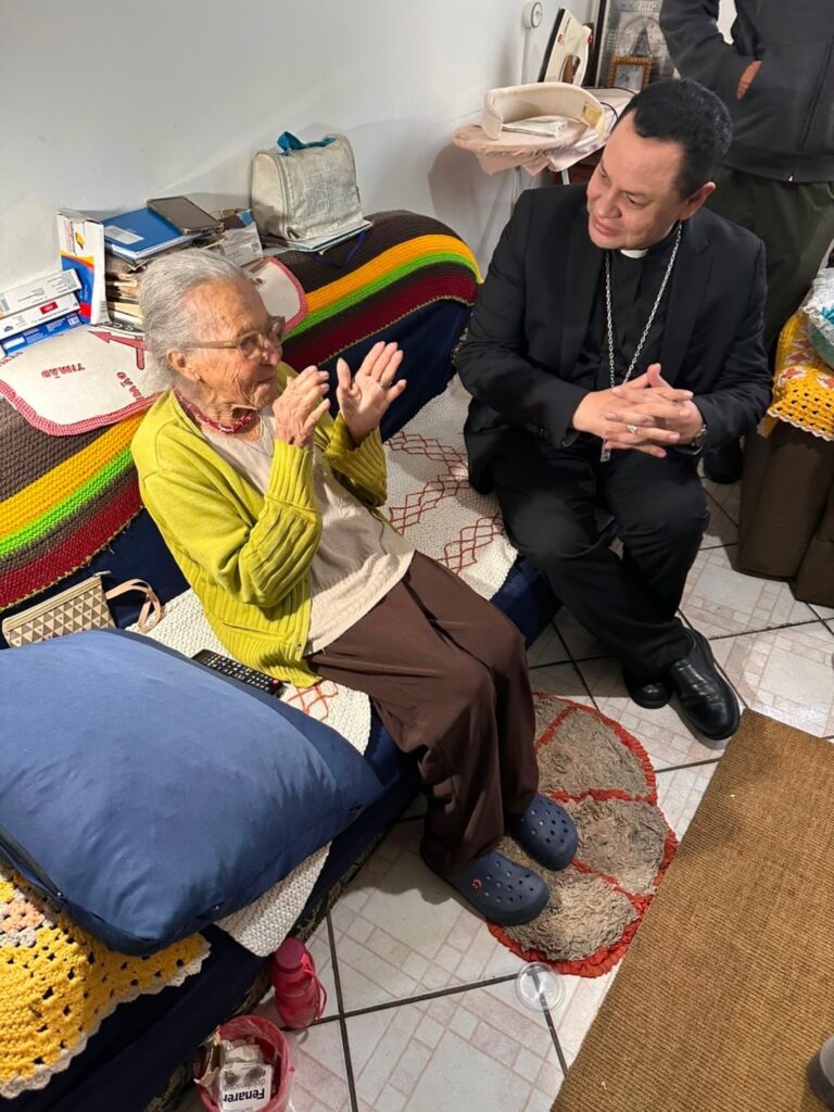 Dom Cícero Alves de França realiza visita pastoral à Paróquia São Gaspar Bertoni - Jornal O São Paulo