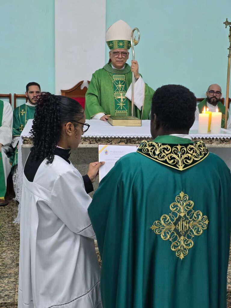Dom Carlos Silva: ‘A Trindade é o amor vivido, partilhado, que se transforma em serviço’ - Jornal O São Paulo