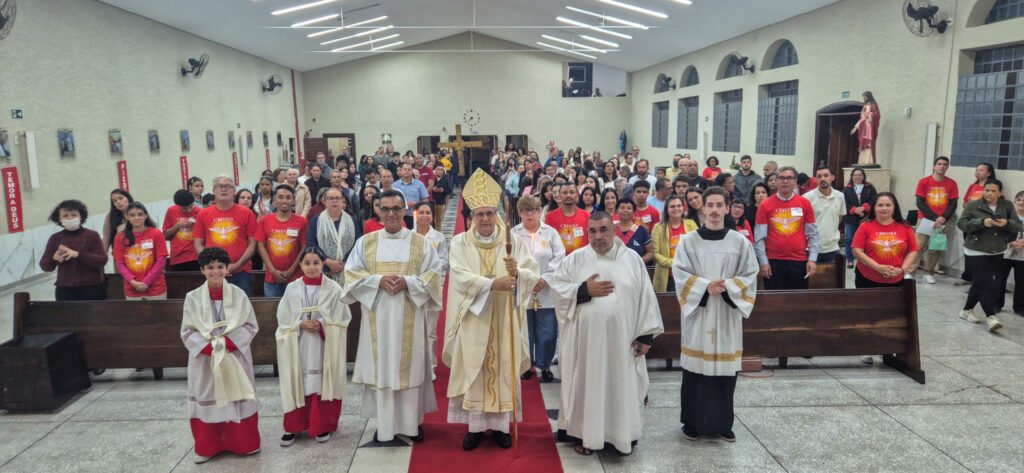 Dom Márcio Antonio preside missas com Crismas e festas de padroeiros na Região Santana - Jornal O São Paulo