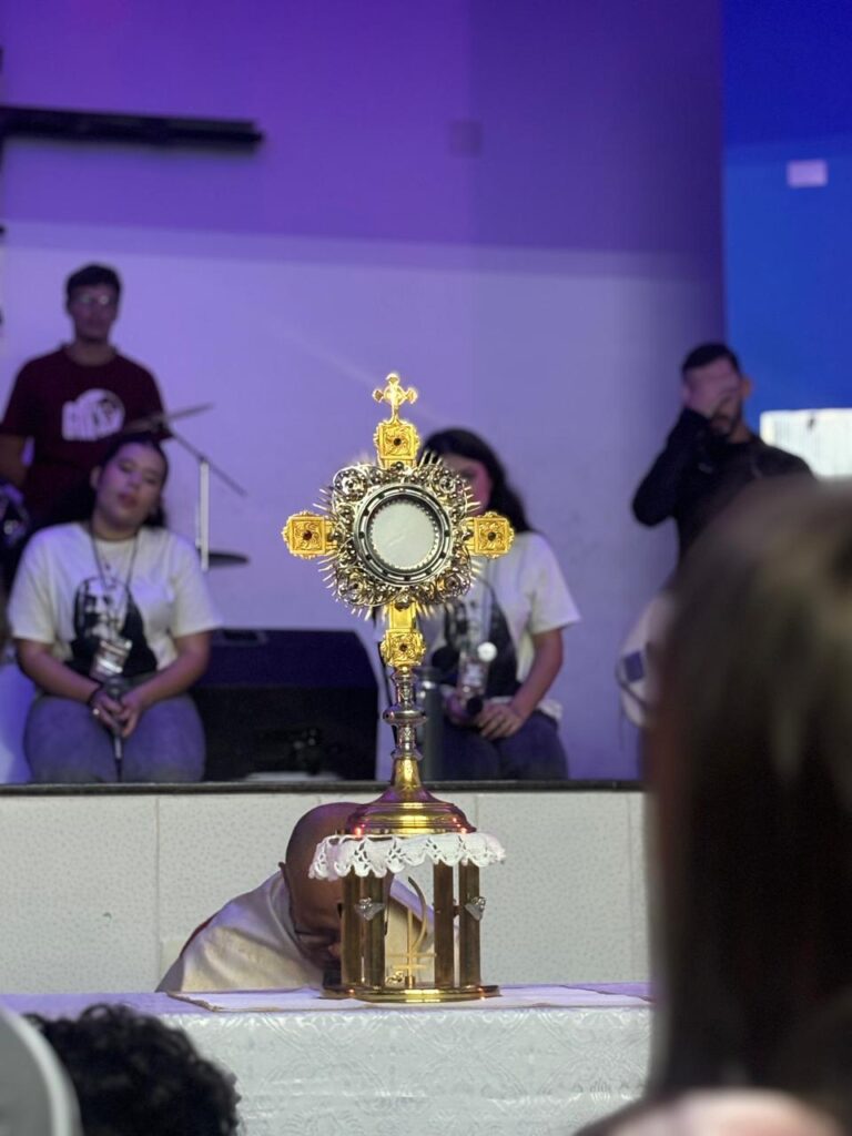 Retiro de Pentecostes é realizado por jovens na Paróquia Nossa Senhora de Loreto - Jornal O São Paulo