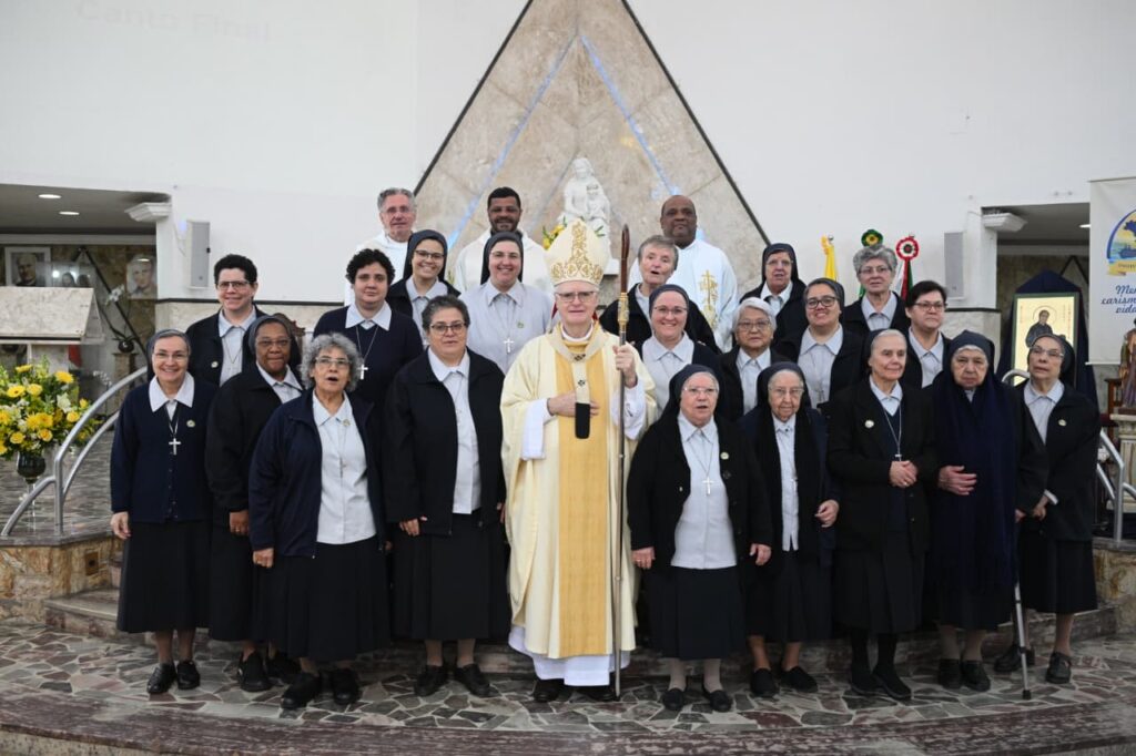 Dom Odilo preside missa na abertura do centenário da presença das Filhas de São José do Caburlotto no Brasil