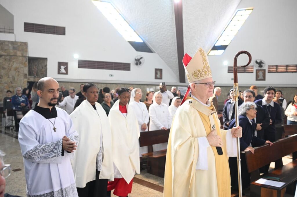 Dom Odilo preside missa na abertura do centenário da presença das Filhas de São José do Caburlotto no Brasil - Jornal O São Paulo