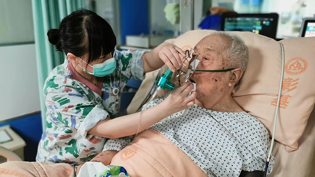 Número de casos de síndrome respiratória volta a aumentar entre jovens, adultos e idosos - Jornal O São Paulo