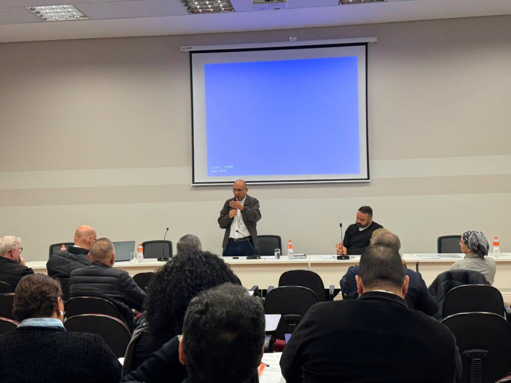 Membros de câmaras eclesiásticas participam de encontro formativo - Jornal O São Paulo