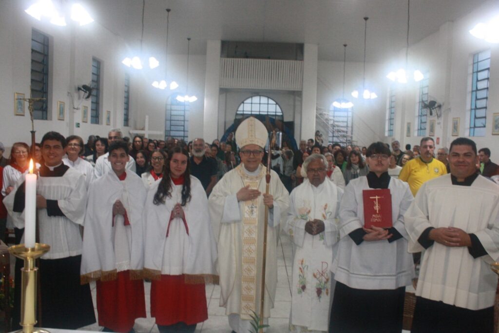 Paróquias na Região Lapa acolhem Dom Edilson para missas nas festas de seus padroeiros - Jornal O São Paulo