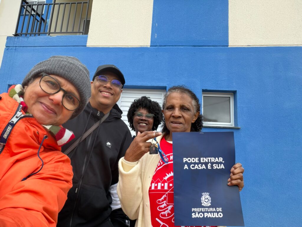 Famílias são beneficiadas com a entrega de apartamentos em projeto apoiado pela Pastoral da Moradia - Jornal O São Paulo