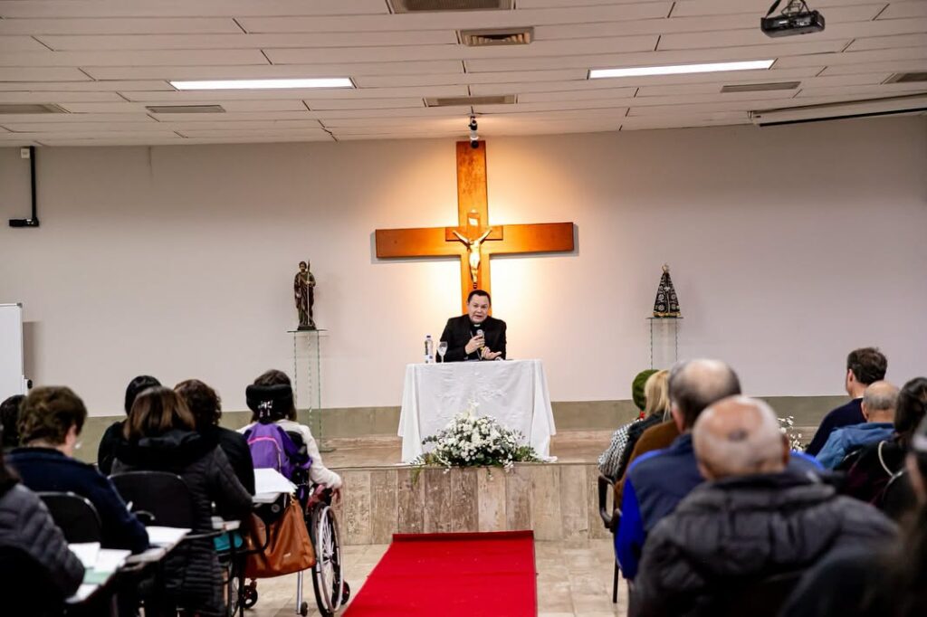 Crismas, formações e festas de padroeiros mobilizam paróquias no Ipiranga - Jornal O São Paulo
