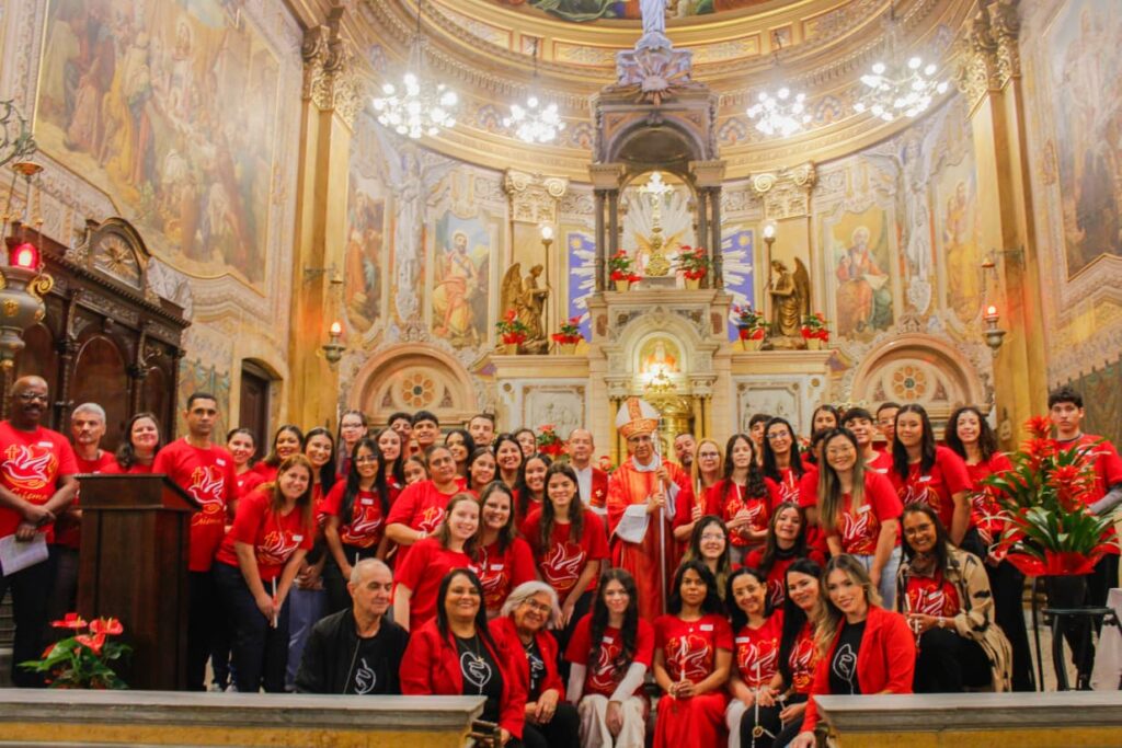 Crismas, formações e festas de padroeiros mobilizam fiéis na Região Sé - Jornal O São Paulo