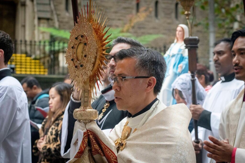 Na Austrália, Arcebispo encoraja fiéis à reverência ao Santíssimo - Jornal O São Paulo