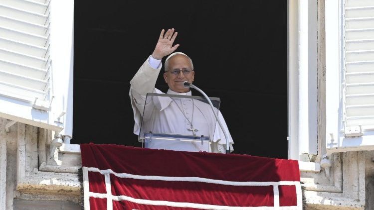 Deus vê as feridas das guerras e o vazio do consumismo, afirma o Papa no Angelus - Jornal O São Paulo