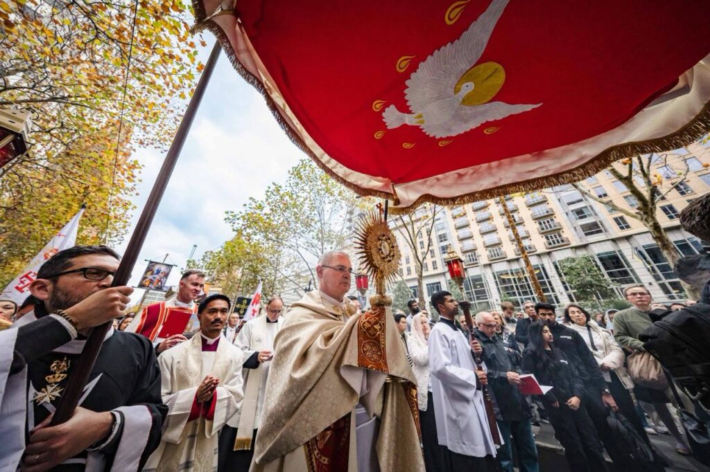 Na Austrália, Arcebispo encoraja fiéis à reverência ao Santíssimo - Jornal O São Paulo