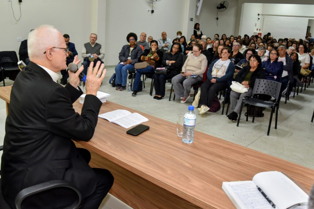 Dom Odilo tem 1º encontro com catequistas após a publicação do Diretório Arquidiocesano da Catequese - Jornal O São Paulo