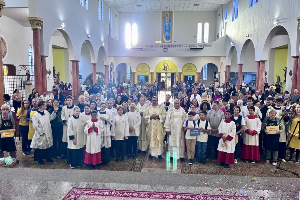Brasilândia: em destaque festa de São Luís Gonzaga e crismas na Paróquia Santíssima Trindade - Jornal O São Paulo