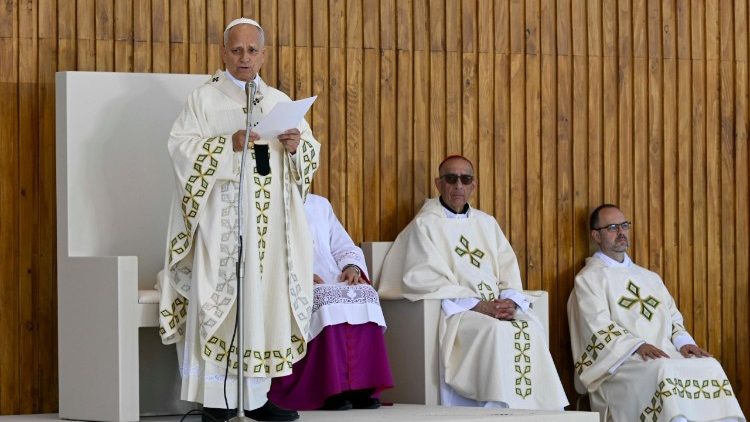 Papa: Cristo não permanece fechado no templo, mas caminha com o seu povo - Jornal O São Paulo