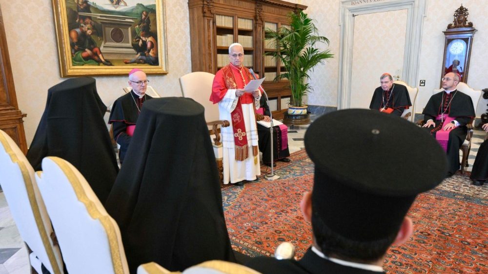 Papa: cristãos devem ser sinal crível de paz. Está em jogo o futuro da humanidade - Jornal O São Paulo