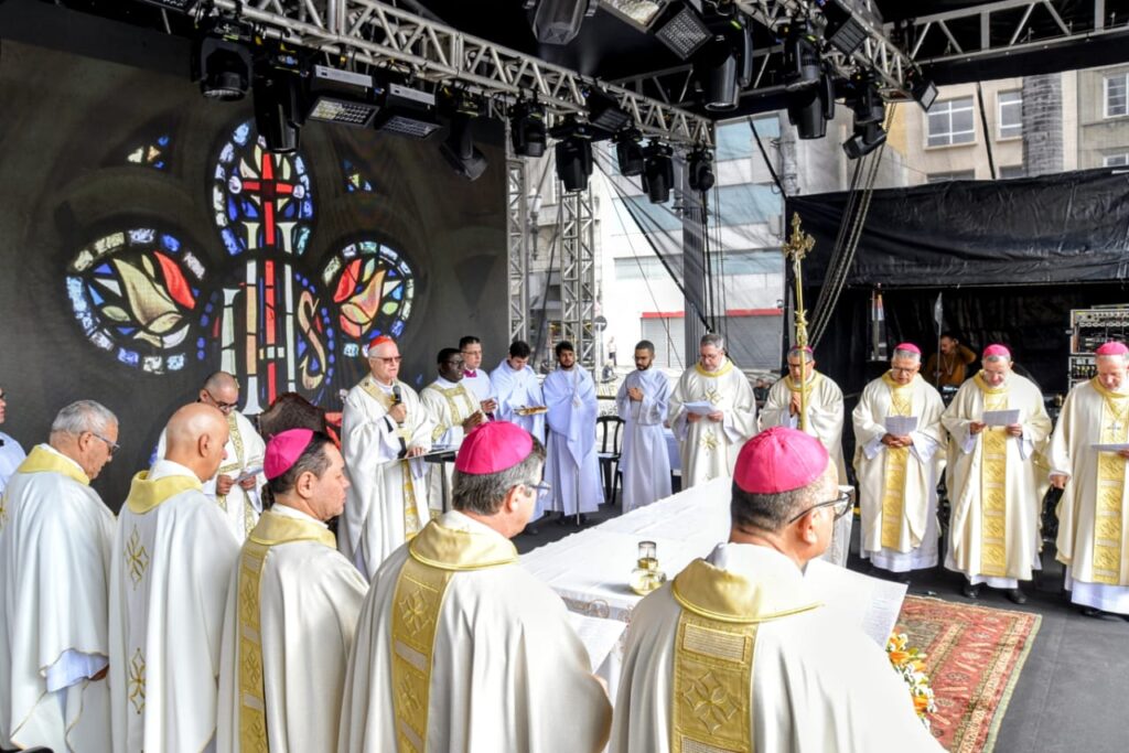 ‘A Eucaristia celebrada requer de nós a participação na Igreja em comunhão’, diz Dom Odilo em Corpus Christi - Jornal O São Paulo