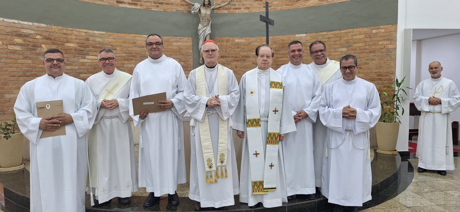 Candidatos ao diaconato permanente recebem admissão às ordens sacras - Jornal O São Paulo