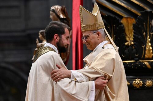 Papa escreve aos sacerdotes: o Coração de Cristo é o coração dos santos - Jornal O São Paulo