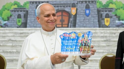 Papa às crianças da Colônia de Férias no Vaticano: Deus olha ao coração, não para o celular - Jornal O São Paulo