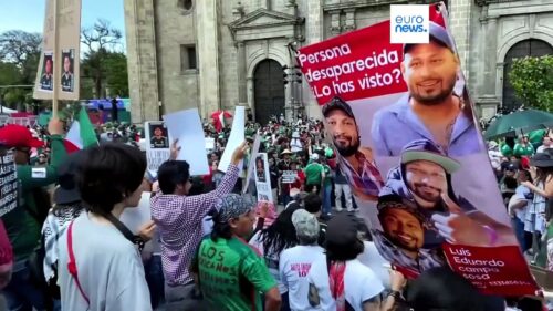 No México, famílias de desaparecidos fazem apelo por socorro durante a Copa do Mundo - Jornal O São Paulo