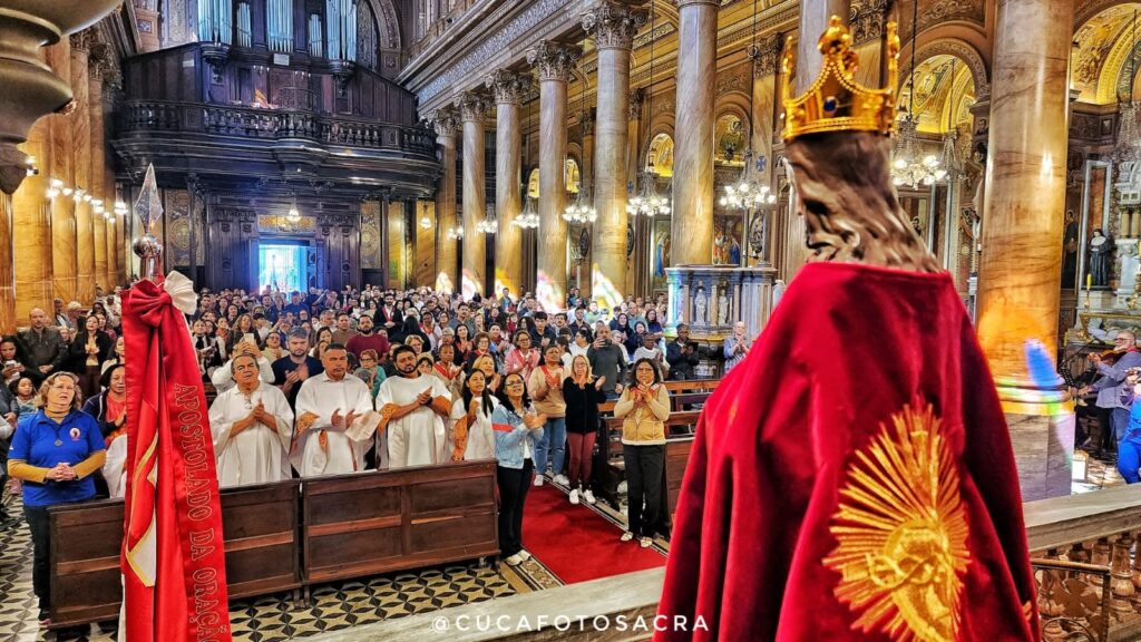 Crismas, batismos de adultos, festas patronais e reunião do clero são destaques na Sé - Jornal O São Paulo