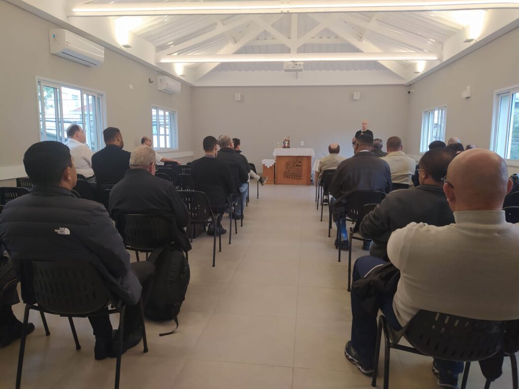 Crismas, batismos de adultos, festas patronais e reunião do clero são destaques na Sé - Jornal O São Paulo
