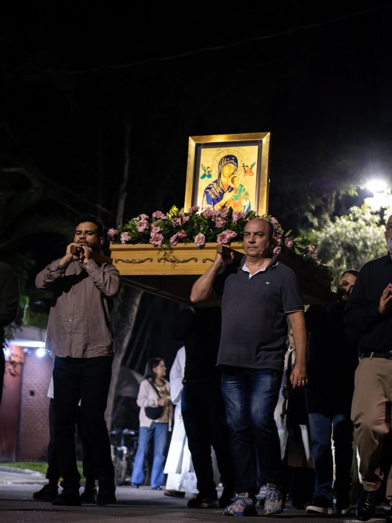 Crismas, batismos de adultos, festas patronais e reunião do clero são destaques na Sé - Jornal O São Paulo