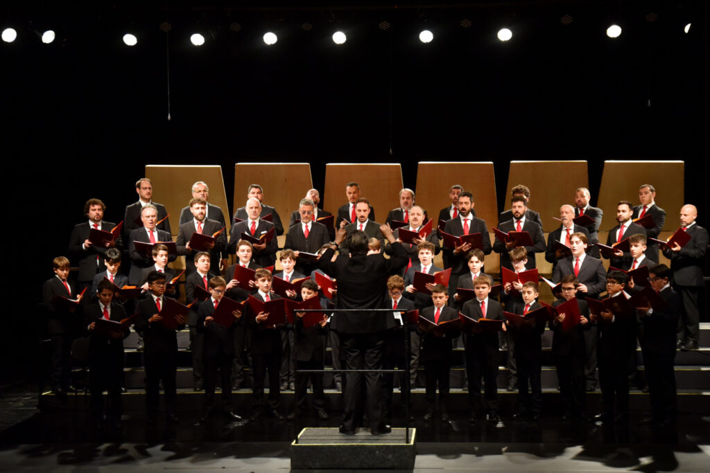 PUC-SP celebra 80 anos com concerto do ‘Coro da Capela Sistina’