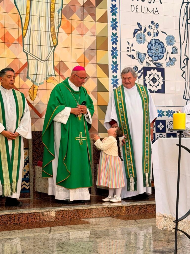 Patriarca de Lisboa celebra missas em paróquias da Brasilândia - Jornal O São Paulo