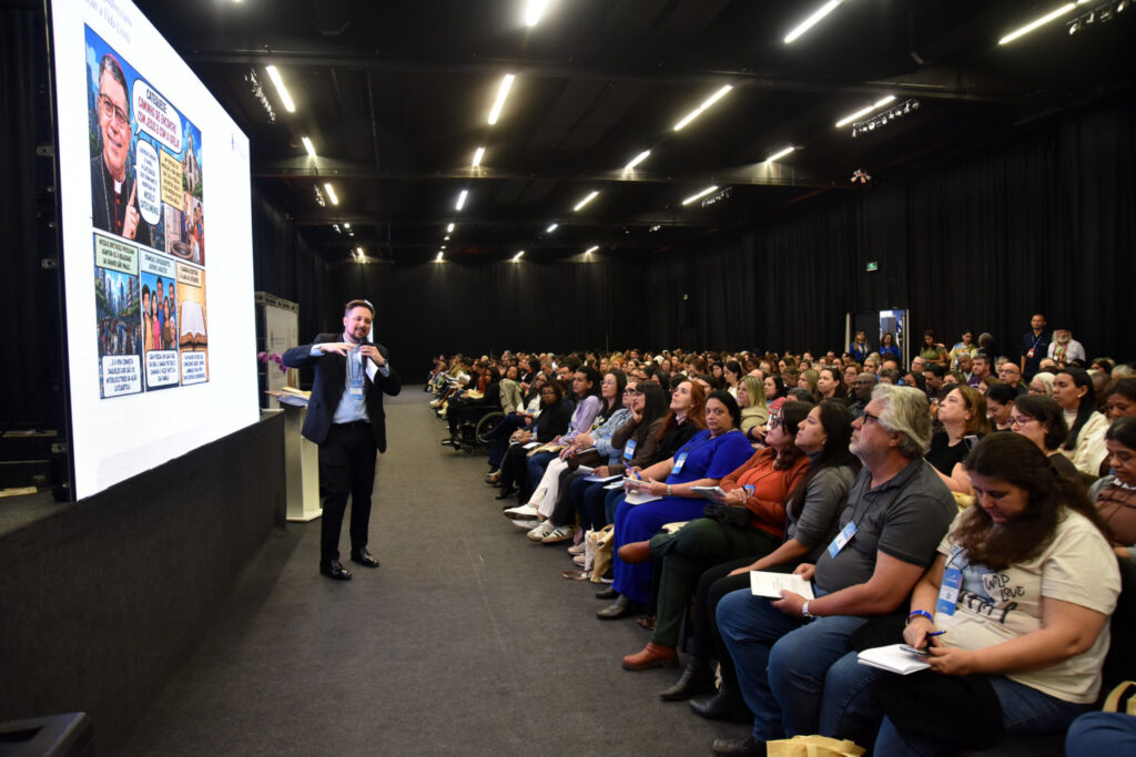 Congresso de Iniciação à Vida Cristã reúne 900 catequistas na ExpoCatólica - Jornal O São Paulo