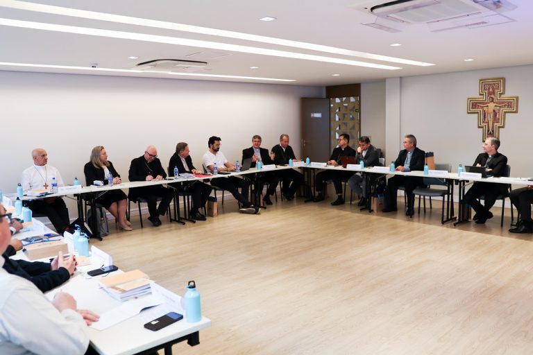Encontro de bispos de recente eleição consolida comunhão, formação e missão episcopal na Igreja no Brasil - Jornal O São Paulo