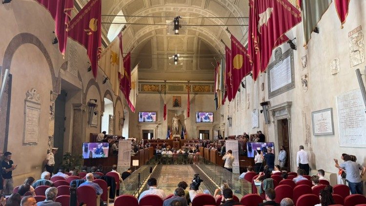 Assinada a ‘Declaração de Roma’, um compromisso sobre armas nucleares e IA - Jornal O São Paulo