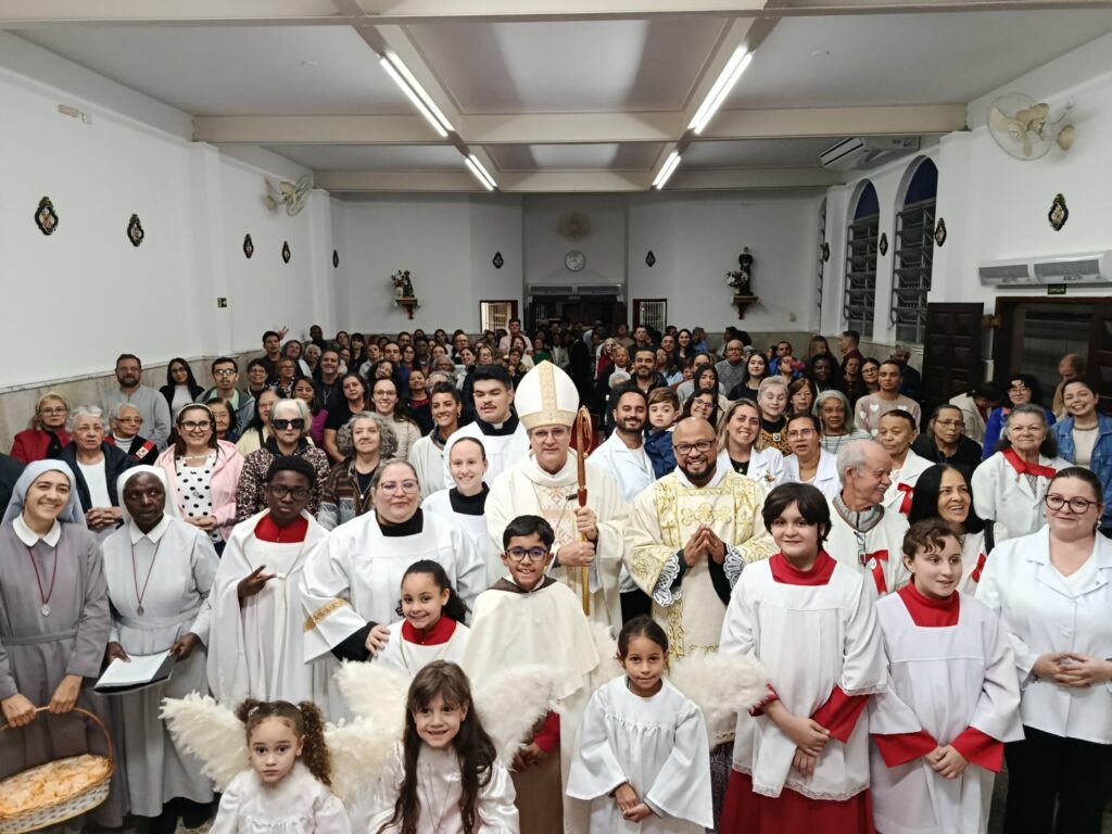 Dom Márcio celebra a festa de Nossa Senhora doCarmo em capela em Santana - Jornal O São Paulo