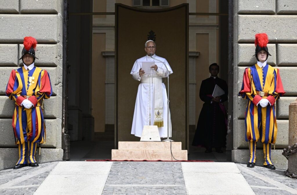 No Angelus, Papa critica consumismo e faz apelo pela paz na Terra Santa - Jornal O São Paulo