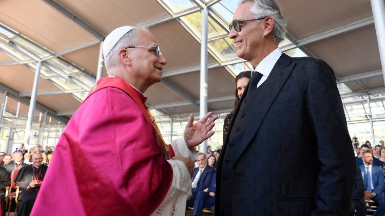 Leão XIV e tenor Andrea Bocelli se unem em oração por um “Cântico de Paz” - Jornal O São Paulo