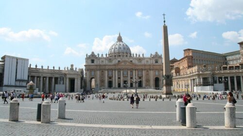 Leão XIV assina a nova Lei Fundamental do Estado da Cidade do Vaticano - Jornal O São Paulo