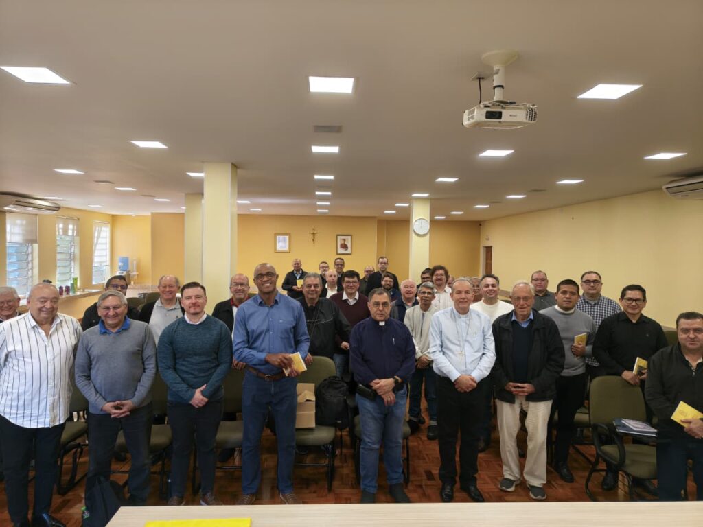 Dom Celso preside missa com crismas e festa de padroeiro em paróquias da Região Ipiranga - Jornal O São Paulo