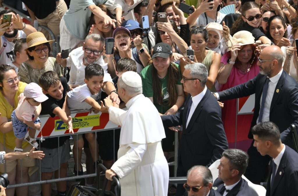 No Angelus, Papa convida a reconhecer a ação discreta de Deus na história - Jornal O São Paulo