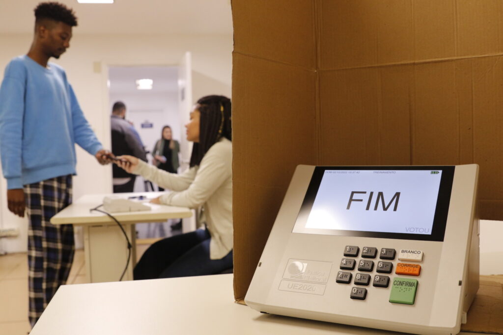 Brasil terá 158,7 milhões de eleitores aptos a votar em outubro - Jornal O São Paulo