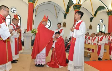 Padre Joseph Chang Yanfeng é ordenado Bispo de Chifeng, na China - Jornal O São Paulo