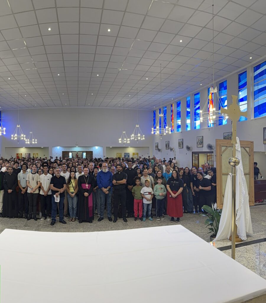 Dom Cícero exorta os jovens a testemunhar com a própria vida que Deus existe - Jornal O São Paulo
