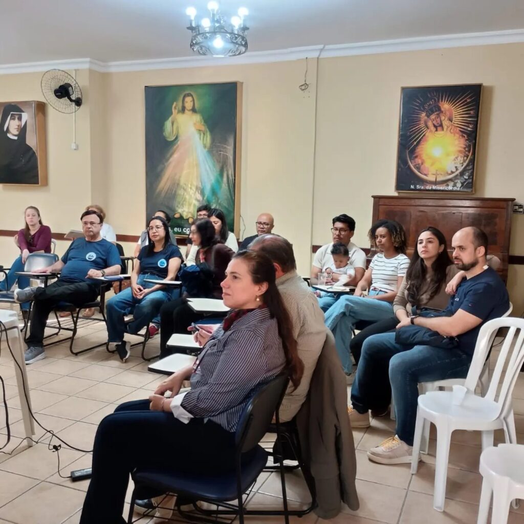 Crismas, formações e festas de padroeiros mobilizam fiéis na Sé - Jornal O São Paulo