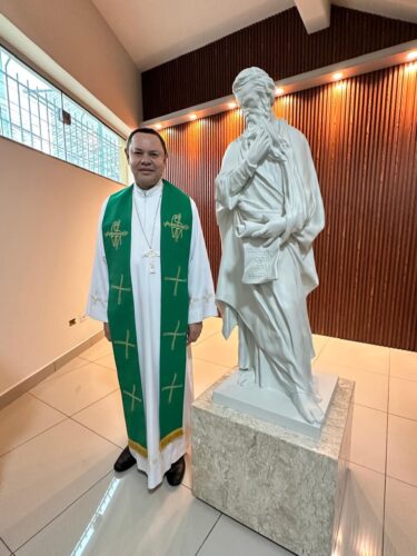 Dom Cícero preside missas em paróquias e na sede da Região Belém - Jornal O São Paulo