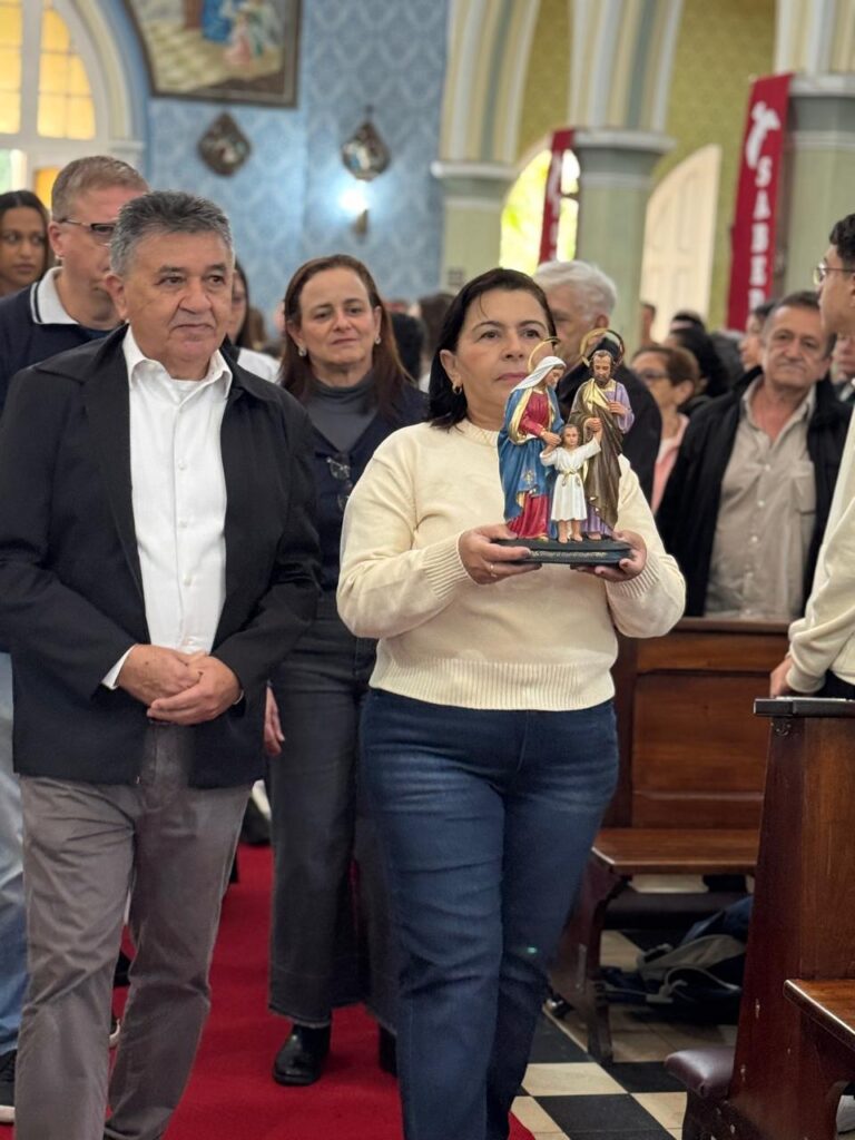 Na Região Sé, peregrinação das imagens da Sagrada Família é concluída - Jornal O São Paulo