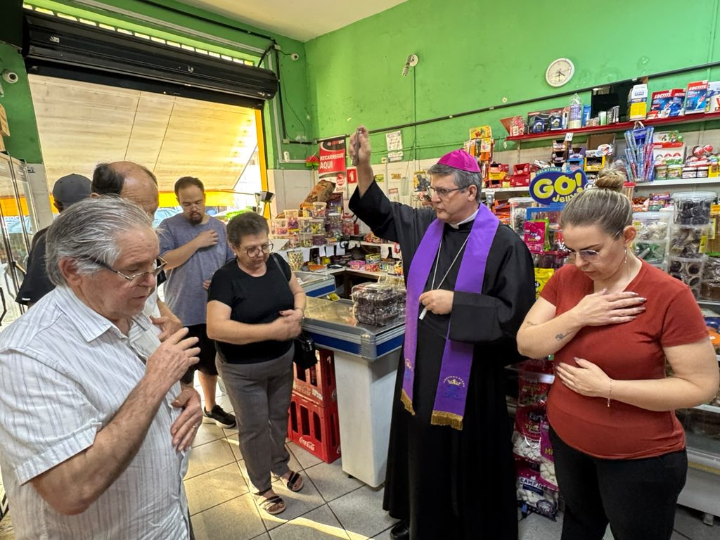 Dom Márcio Antonio faz visita pastoral à Paróquia São Francisco Xavier - Jornal O São Paulo