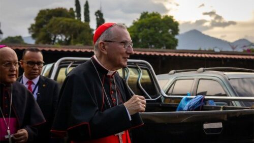 Cardeal Parolin: o diálogo hoje está sendo substituído pela força